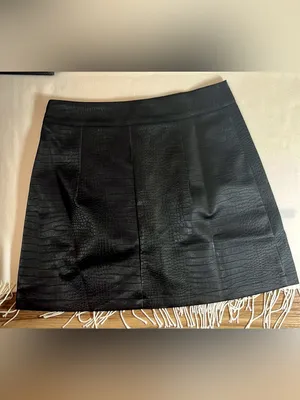 Lulus Going Boldly Black Croc Vegan Leather Mini Skirt S NWT Faux Crocodile New thumbnail 3