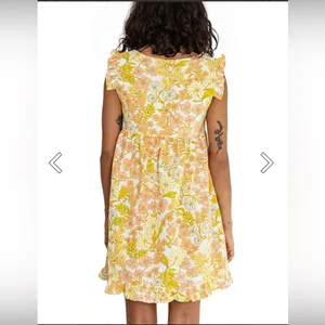Girl and the Sun Izzy Short Sleeve Floral‎ Mini Dress yellow medium ruffle boho thumbnail 2