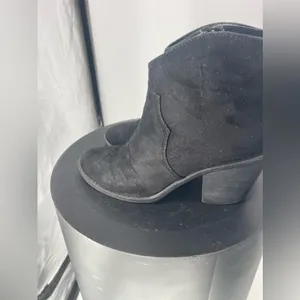 Faded glory black‎ bootie size 9 thumbnail 4