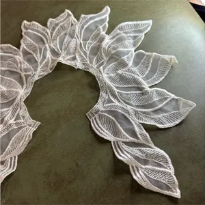 Pilcro White Leaf Lace thumbnail 3