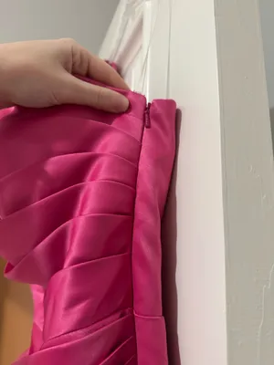 Stacee’s Prom Dress Pink Size 4 thumbnail 4