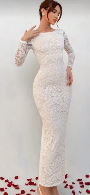 Chic Long Sleeve Lace Dress in White Size M thumbnail 1