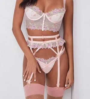 NWT For Love & Lemons April Bloom Garter Belt - Small thumbnail 1
