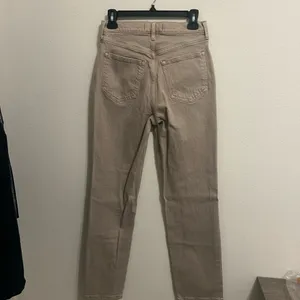 Abercrombie & Fitch Ultra High Rise 90s Straight Jeans – Oat – Size 27 thumbnail 5