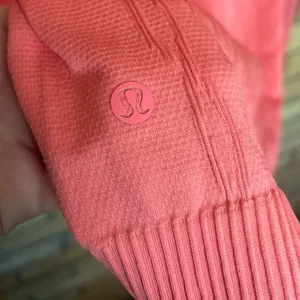 Lululemon Rest Less Pullover Flash Light Tone Long Sleeve Knit Pattern Size 4 thumbnail 5
