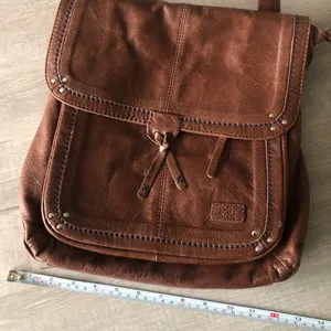 The Sak Ventura convertible leather bag thumbnail 7