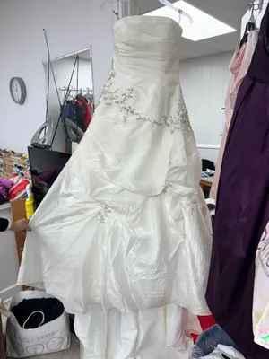 bustle & bows wedding dress White Size 10 thumbnail 2