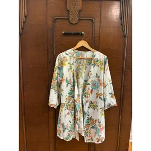 Plum Pretty Sugar XS Floral Kimono Robe Open Front Lightweight Cardigan EUC thumbnail 4