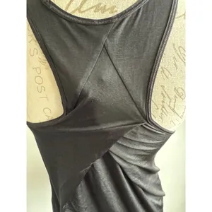 Lululemon‎ Essential Tank Pleated Back Black Size 2 thumbnail 3