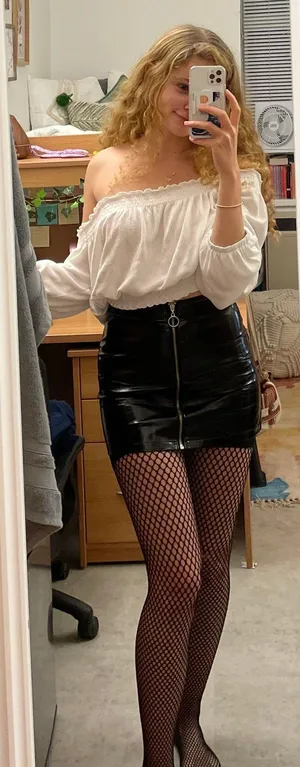 H&M Peasant Style Top thumbnail 3
