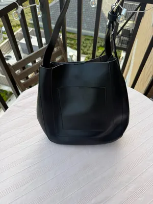 Urban Expressions Black Leather Shoulder Bag with Front Pocket thumbnail 5