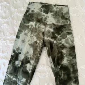 Lululemon align leggings green tie dye thumbnail 4