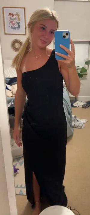 Prom Dress thumbnail 1