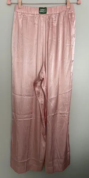 Daily Drills Resort Satin Pants Wide Leg Elastic Waist Light Pink Women's XS/S thumbnail 1