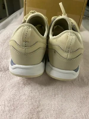 New Balance 247 Women's Classic Sport Shoes Tan Size 8.5 thumbnail 3