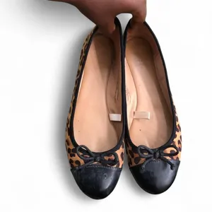 Merona Y2K cheetah leopard animal print ballet flats bow preppy academia cottagecore boho western thumbnail 2
