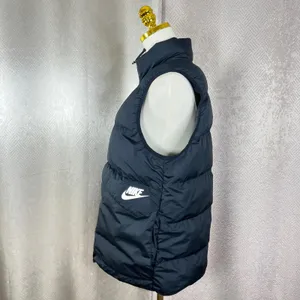 Nike Puffer Vest Womens XL Black Full Zip Quilted Insulated Sleeveless Jacket thumbnail 4