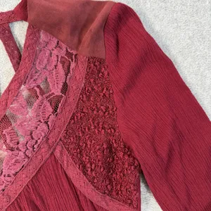 Miss Me Women's XS Burgundy Cut Out Lace V-Neck Blouse Roll Tab Long Sleeve thumbnail 3