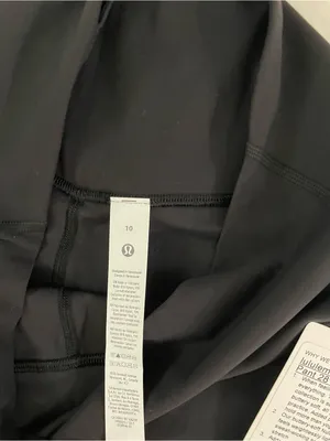 Lululemon NWT Align High Rise Leggings 28” Black Pockets Size 10 thumbnail 7