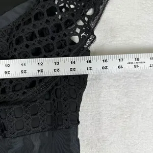 Gianni Bini Black Eyelet Lace Asymmetrical Ruffle Mini Dress Size 6 LBD Skater thumbnail 3