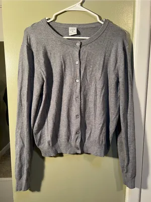 Cielo Women’s Size XL Cardigan Sweater Light Gray Button Crewneck Long Sleeve thumbnail 2