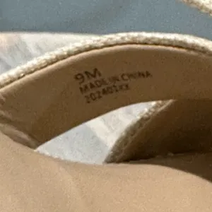 Antonio Melani Bindi Raffia Bow Platform Bow Sandals size 9M New with tags thumbnail 8