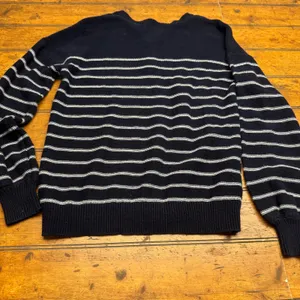 Marled Reunited‎ Clothing Navy White Stripe Button Henley Sweater Women's L thumbnail 4