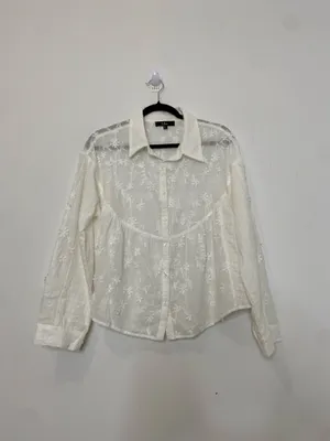 Lulus White 3D Floral Appliqué Embroidered Button Down  thumbnail 4