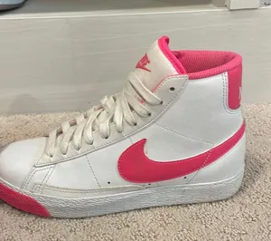 Nike Blazers thumbnail 1