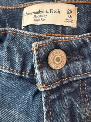 NWT Abercrombie & Fitch Medium Blue High-Rise Distressed Jeans thumbnail 5