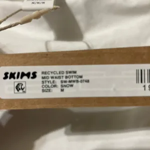 SKIMS Mid-Waist Bikini Bottom M thumbnail 5