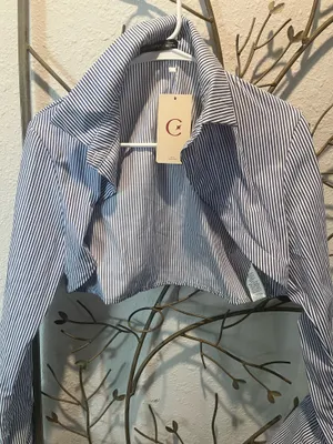Blue and white striped crop open shirt thumbnail 2