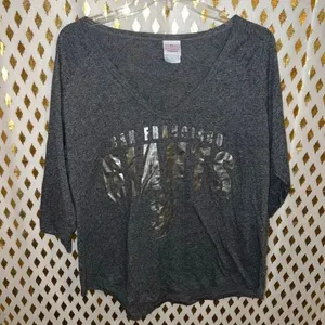 Women’s San Francisco giants shirt MLB size XL thumbnail 1