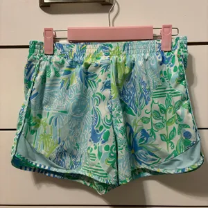 Lilly Pulitzer Palm Beach Luxletic shorts thumbnail 1