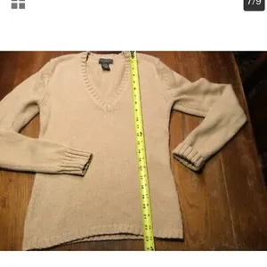 Vtg Banana Republic Women S/M Camel V-neck Sweater thumbnail 7