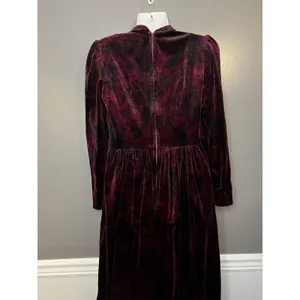 Vintage Origin Dress Womens 12 Red Floral Velvet Mock Neck Puff Sleeve Maxi thumbnail 7