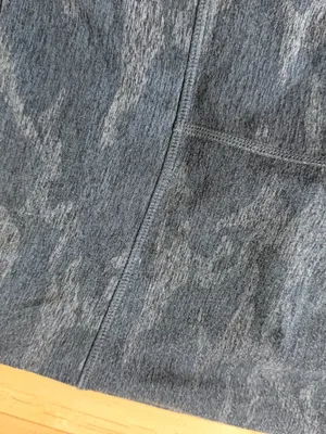 Vuori Clean Elevation Leggings Charcoal Black Camouflage Print Size thumbnail 2