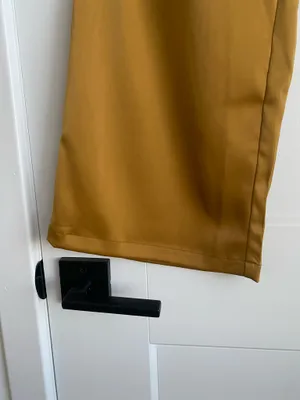 Sincerly Jules Women’s Size M Gold Satin High Waisted Wide Leg Pants NWT thumbnail 3