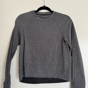 Gray Long Sleeve Top-lulu lemon thumbnail 1