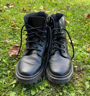 Luana Dr. Martens Boots thumbnail 1