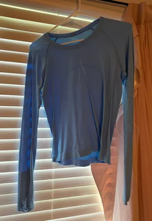 Lululemon Swiftly Tech Long Sleeve thumbnail 1