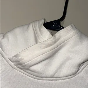 Lululemon White Cowl Neck Sweatshirt Pullover size 8 thumbnail 2