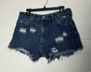 Levis 517 Distressed Denim Shorts Womens 34 High Rise Blue Cut Off Raw Hem Jean thumbnail 1