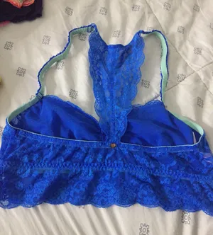 Vs Pink Lace Bralette thumbnail 2
