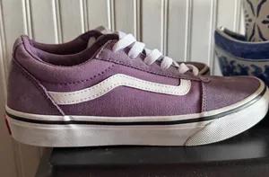 Purple vans thumbnail 1