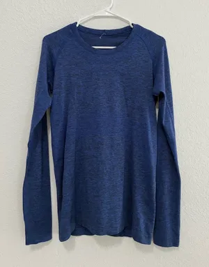 lululemon athletica Women's Blue Heather Long Sleeve Muscle Tee thumbnail 1