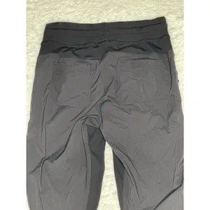 2015 Lululemon Dance Studio Pant II Straight-Leg Black Size 6 thumbnail 5