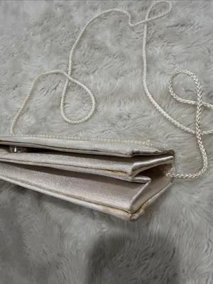 Vintage Stephanie Beaded Cream Evening Clutch with Pearl Scallop Accent thumbnail 5