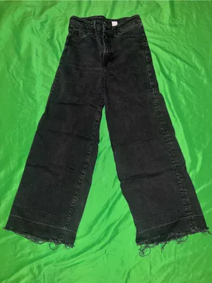 H&M Black Raw-Hem Wide Jupe Culotte Ankle Jeans size 4 thumbnail 1