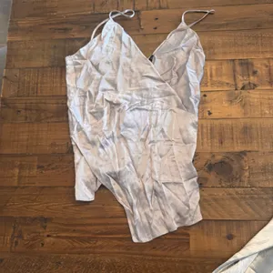 Zara Satin Asymmetrical Tank‎ thumbnail 2